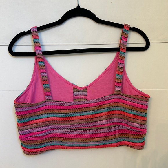 REVOLVE Crop Top - Picture 7 of 8